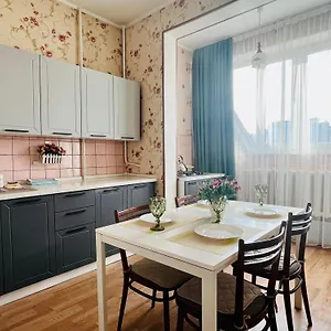 https://comfortable-apartment-on-zharokov-str.hotels-of-almaty.com